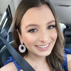 Meet your Posher, Eleonora